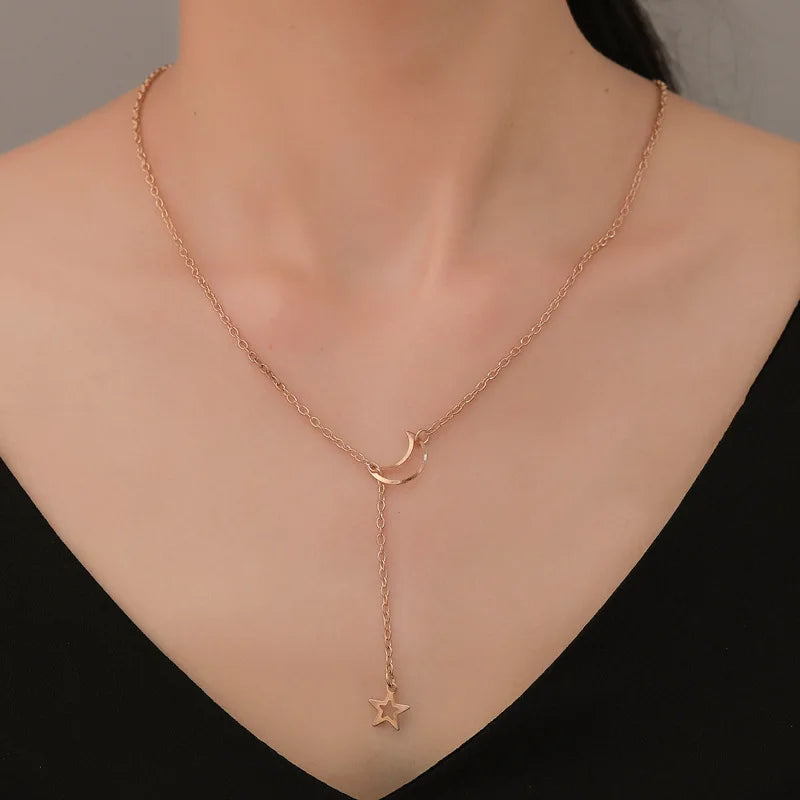 Moon & Star Pendant Choker Necklace - Gold Alloy Charm Chain - zyntrixe