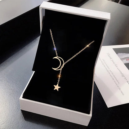 Moon & Star Pendant Choker Necklace - Gold Alloy Charm Chain - zyntrixe